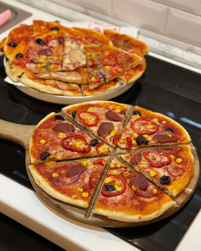 Evde Pizza Tarifi, Nasıl Yapılır?