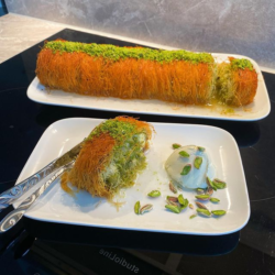 Kaymaklı Fıstıklı Kadayıf Sarması Tarifi