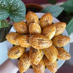 Kıyır Kıyır Dereotlu Poğaça Tarifi