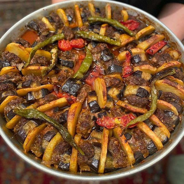Köfteli Patlıcan Kebabı Tarifi, Nasıl Yapılır?
