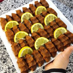 Hamur Yoğurma Makinesinde Etsiz Çiğ Köfte