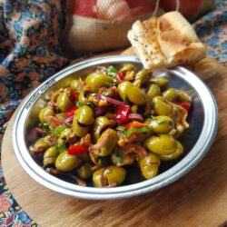 Zeytin Salatası Tarifi, Nasıl Yapılır?