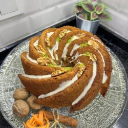 Havuçlu Tarçınlı Cevizli Kek Tarifi
