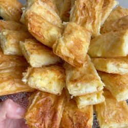 Peynirli Çıtır Börek Tarifi