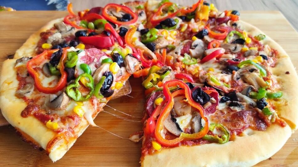 Karışık Pizza Tarifi, Nasıl Yapılır?