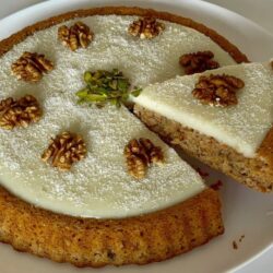 Muhallebili Havuçlu Tart Kek Tarifi
