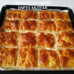 Peynirli El Açması Tepsi Böreği Tarifi