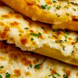 Fırında Kaşarlı Ekmek Tarifi