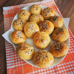 Mayasız Peynirli Poğaça Tarifi