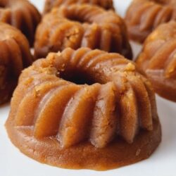 Tahinli Un Helvası Tarifi