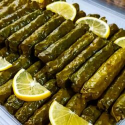 Zeytinyağlı Ekşili Yaprak Sarma Tarifi