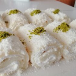 Kırılmadan Sarılan Saray Lokumu Tarifi