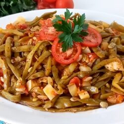 Lokum Gibi Pişen Taze Fasulye Yemeği Tarifi