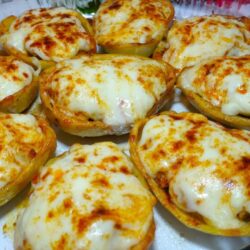 Patates Çanağında Beşamel Soslu Tavuk Tarifi