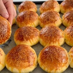 Puf Puf Kabaran Kat Kat Poğaça Tarifi