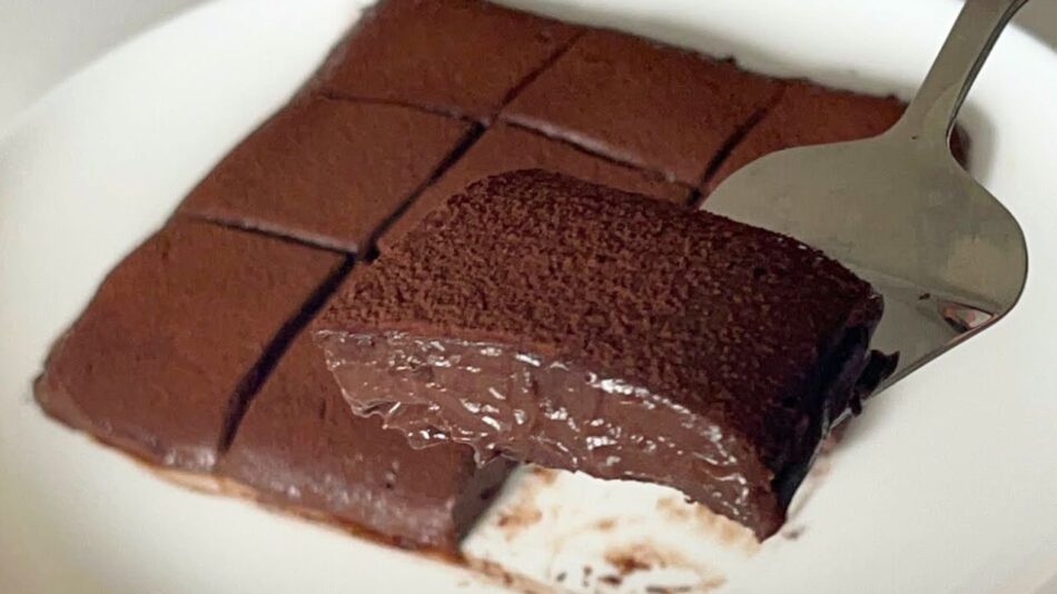 10 Dakikada Çikolatalı Kesme Muhallebi Tarifi