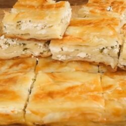 10 Dakikada El Açması Tadında Börek Tarifi