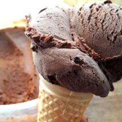 Dünyanın En Kolay Kakaolu Dondurması Tarifi