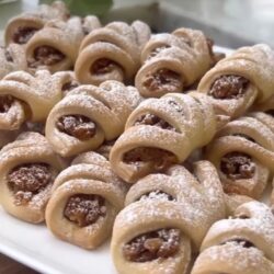 Şekli Şahane Kıyır Kıyır Elmalı Kurabiye Tarifi