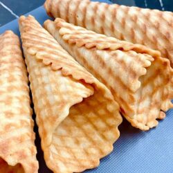 Tost Makinesinde Dondurma Külahı Tarifi