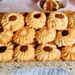 Ağızda Dağılan Cevizli Kurabiye Tarifi