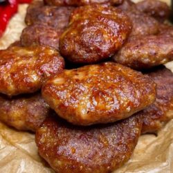 İçi Sulu Sulu Bol Lezzetli Köfte Tarifi