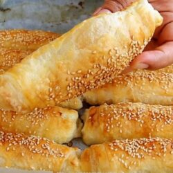 Kabardıkça Kabaran Sodalı Banyolu Börek Tarifi
