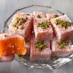 Sadece 3 Malzeme İle Havuçlu Lokum Tarifi