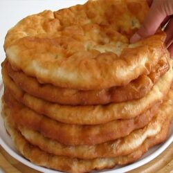 Asla Yağ Çekmeyen Puf Puf Mayalı Pişi Tarifi