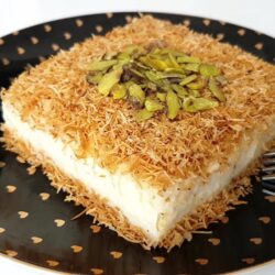 En Lezzetli Muhallebili Kadayıf Tatlısı Tarifi
