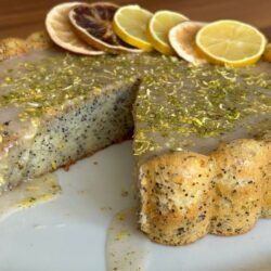 Haşhaşlı Ve Limonlu Yumuşacık Kek Tarifi