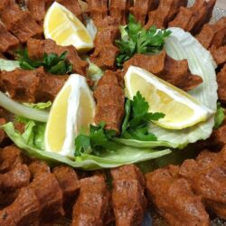 Mutfak Robotunda Etsiz Çiğ Köfte Tarifi
