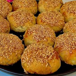 Sadece 5 Dakikada Mayasız Poğaça Tarifi