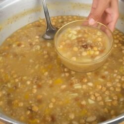 Tüm Püf Noktaları İle Tam Ölçülü Aşure Tarifi