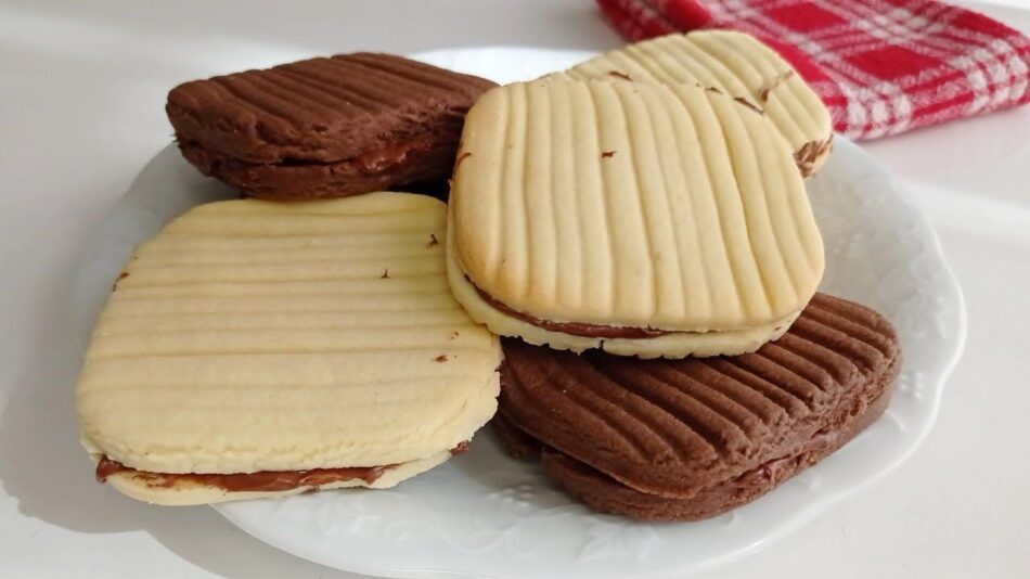 Ağızda Dağılan Sandviç Kurabiye Tarifi