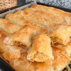 Baklava Yufkasından Çıtır Börek Tarifi