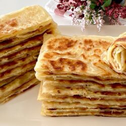 El Açması Peynirli Yumuşacık Gözleme Tarifi
