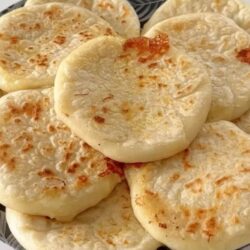 Kahvaltılık Mini Bazlama Tarifi