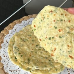 5 Dakikada Peynirli Lavaş Ekmeği Tarifi