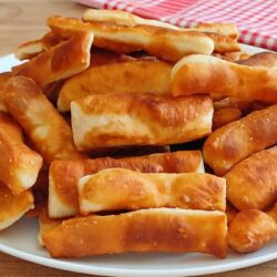 10 Dakikada Hazır Puf Puf Pişi Tarifi