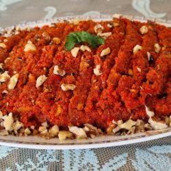 5 Dakikada Cevizli Tarator Tarifi