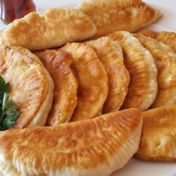 Asla Yağ Çekmeyen Patatesli Yumuşacık Pişi Tarifi
