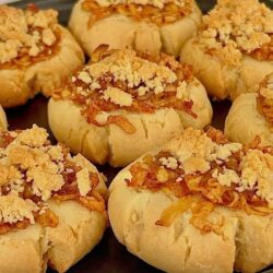 Bayatlamayan Kıyır Kıyır Elmalı Kurabiye Tarifi