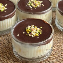 Çok Pratik Yalancı Profiterol Tatlısı Tarifi