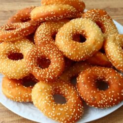 Asla Yağ Çekmeyen Çok Kolay Pişi Tarifi