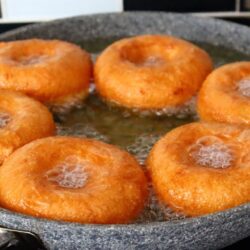 Asla Yağ Çekmeyen Donut Pişi Tarifi