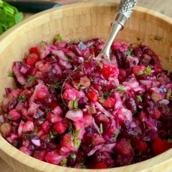 Bol Lezzetli Vinegret Salatası Tarifi