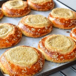 Bursa Usulü Tahinli Pide Tarifi