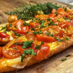 Domatesli Kekikli Kolay Kahvaltılık Tarifi