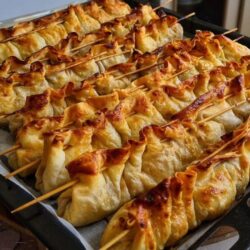 Hazır Yufka İle Şişte Börek Tarifi